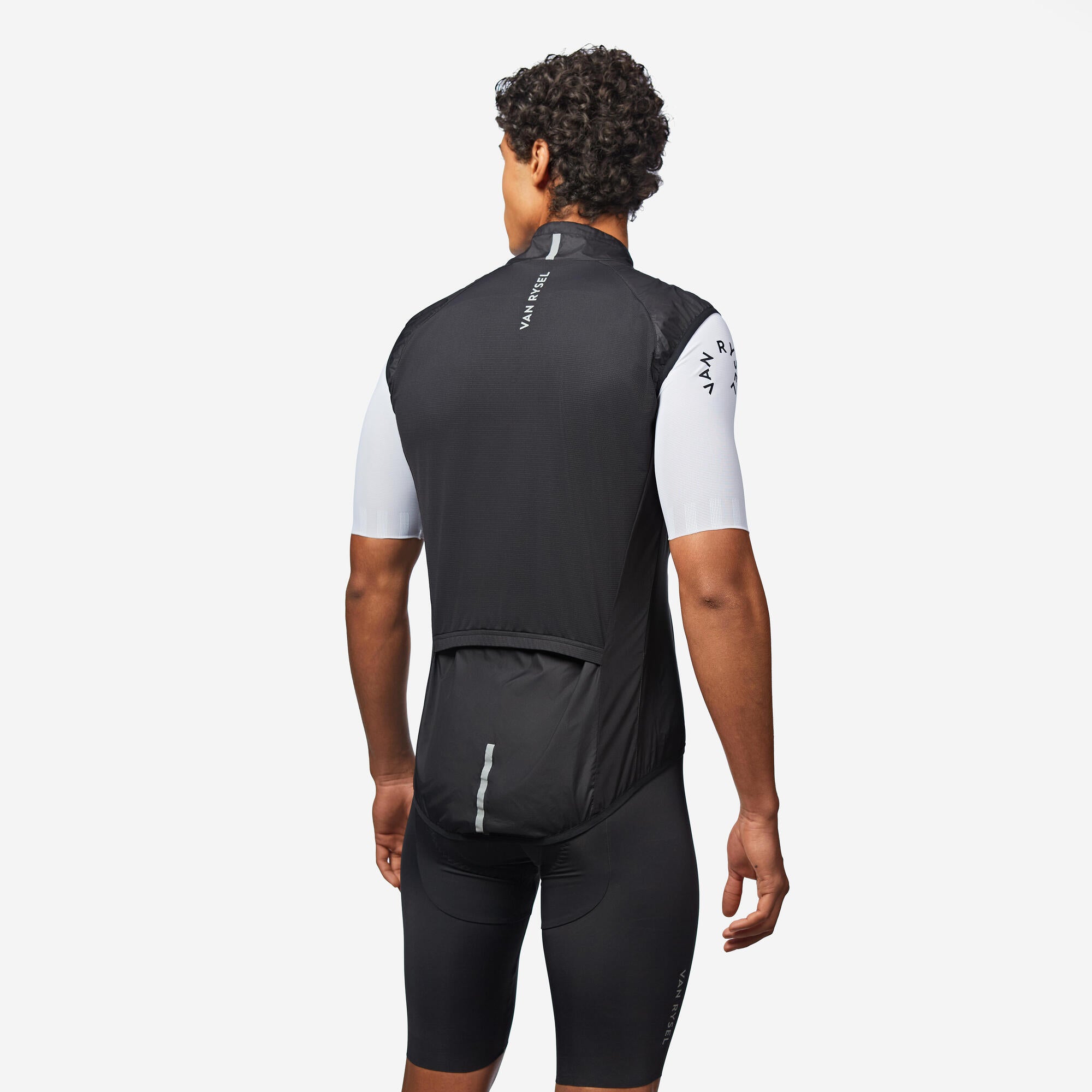 Van Rysel Men's Ultralight Cycling Wind Vest - Image 3