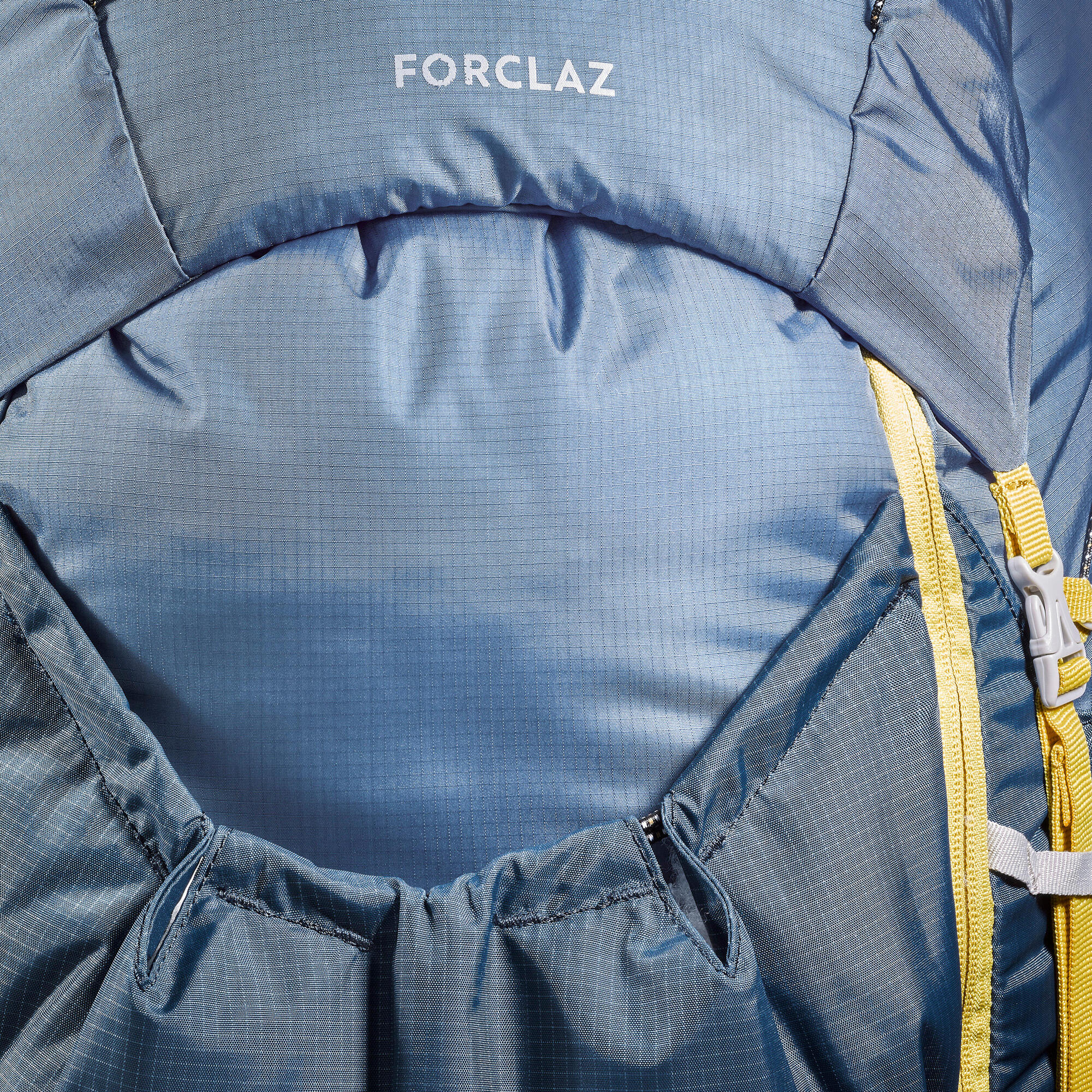 Forclaz Men's MT900 50+10 L Ultralight Backpacking Pack - Image 7