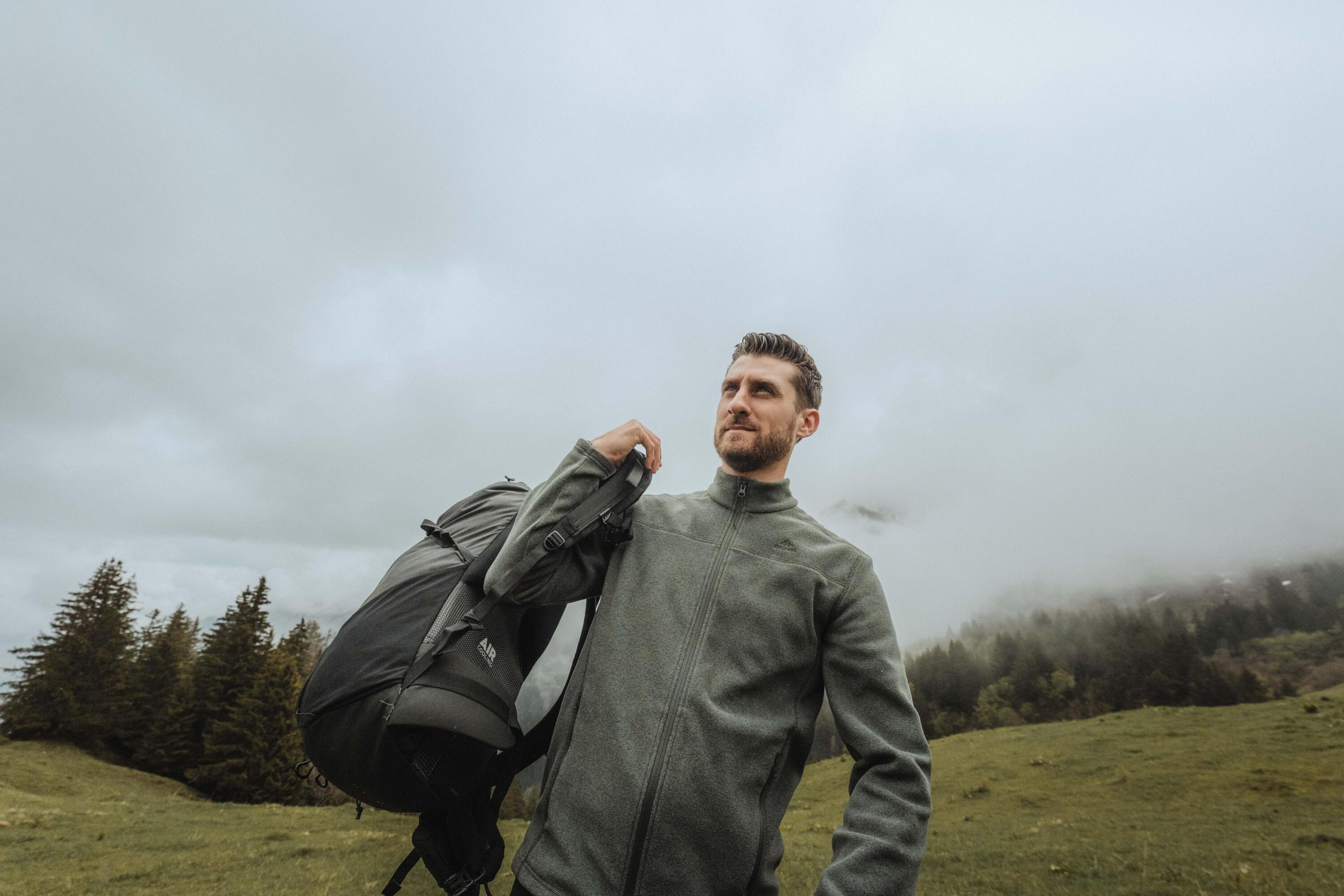 Quechua Men's MH120 Fleece Hiking Jacket - Image 6